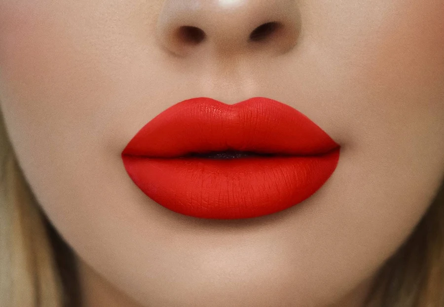 BPerfect Supreme Velvet Liquid Matte Lipstick - Image 2